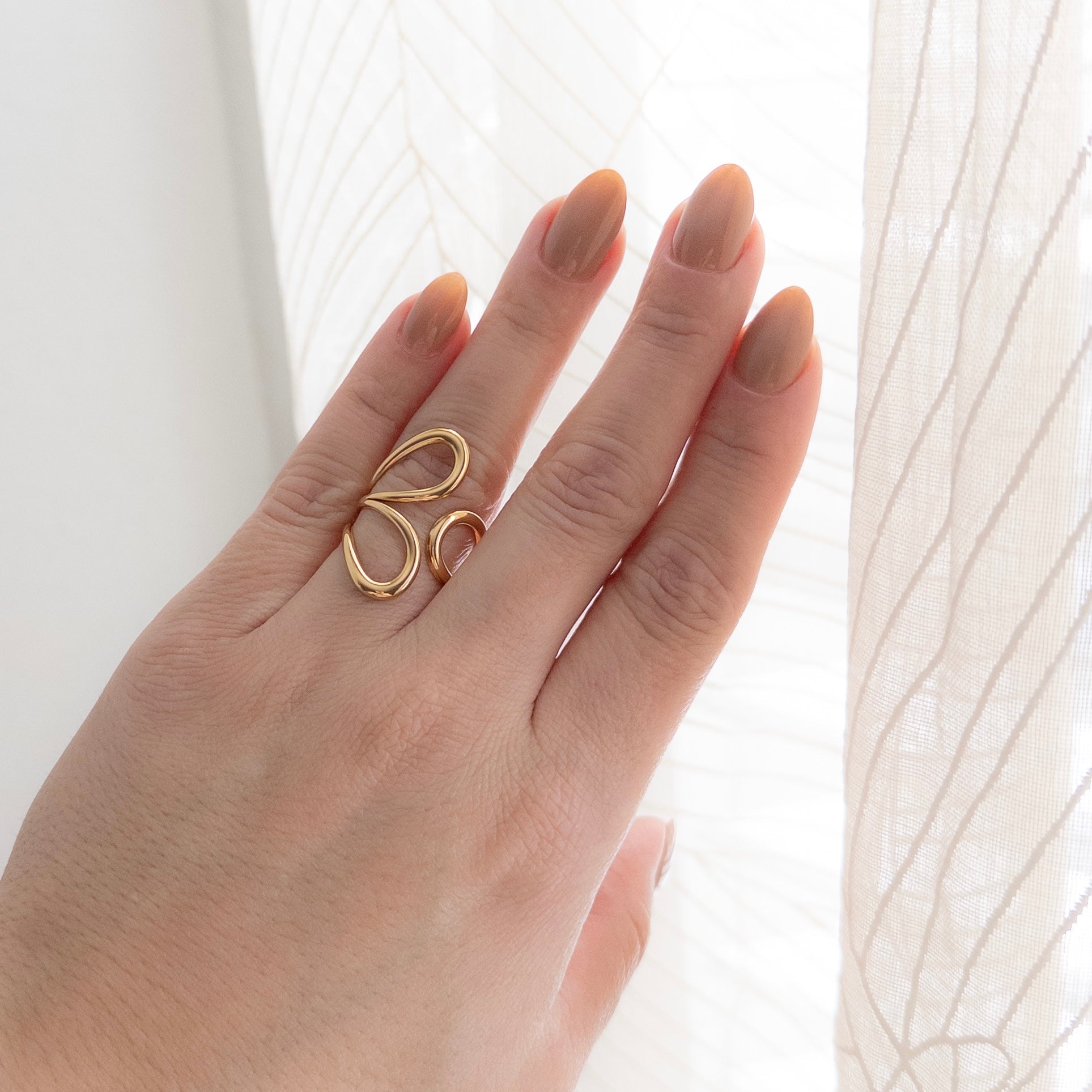 IRIS RING