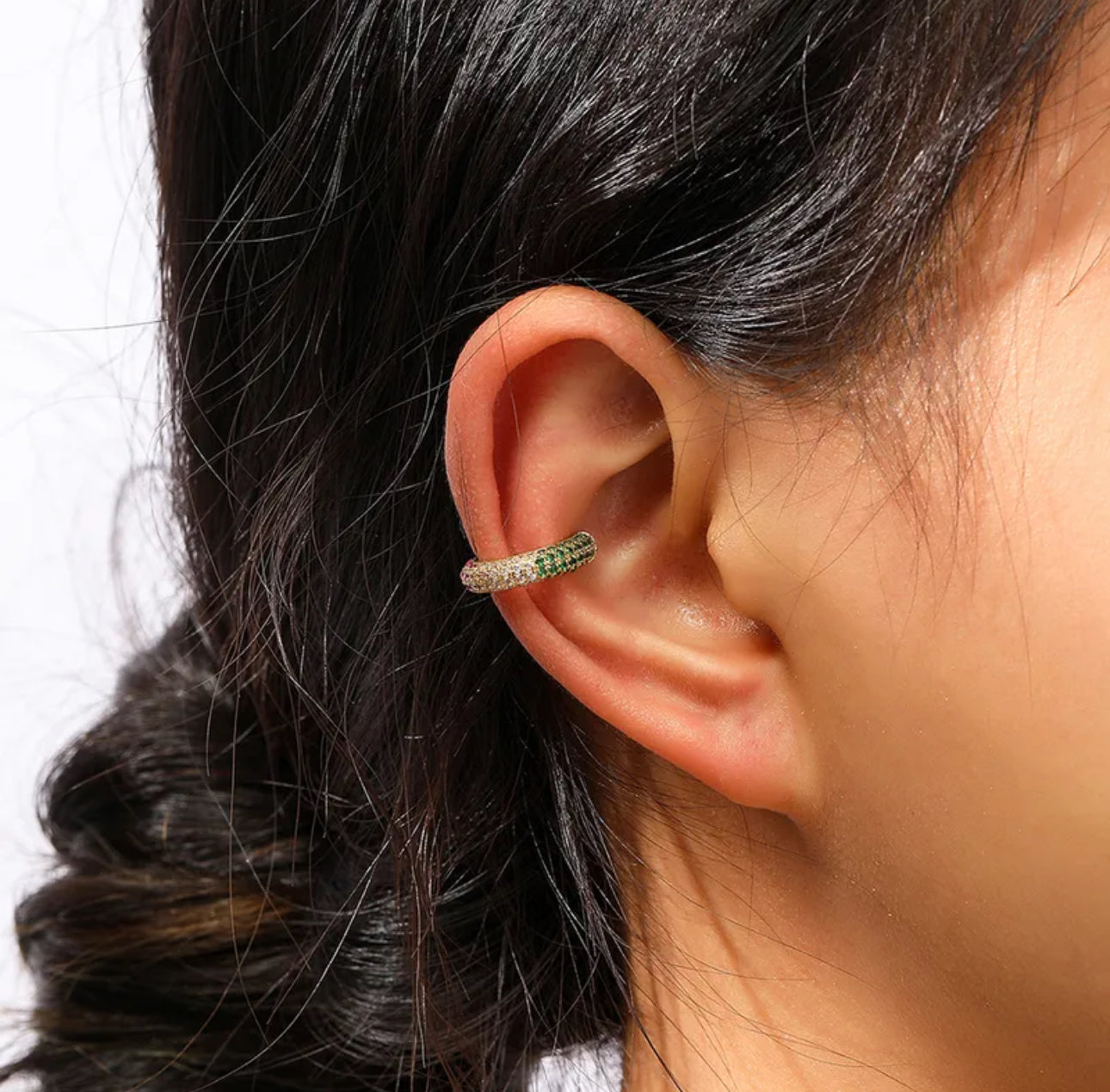 COLOR EAR CUFF