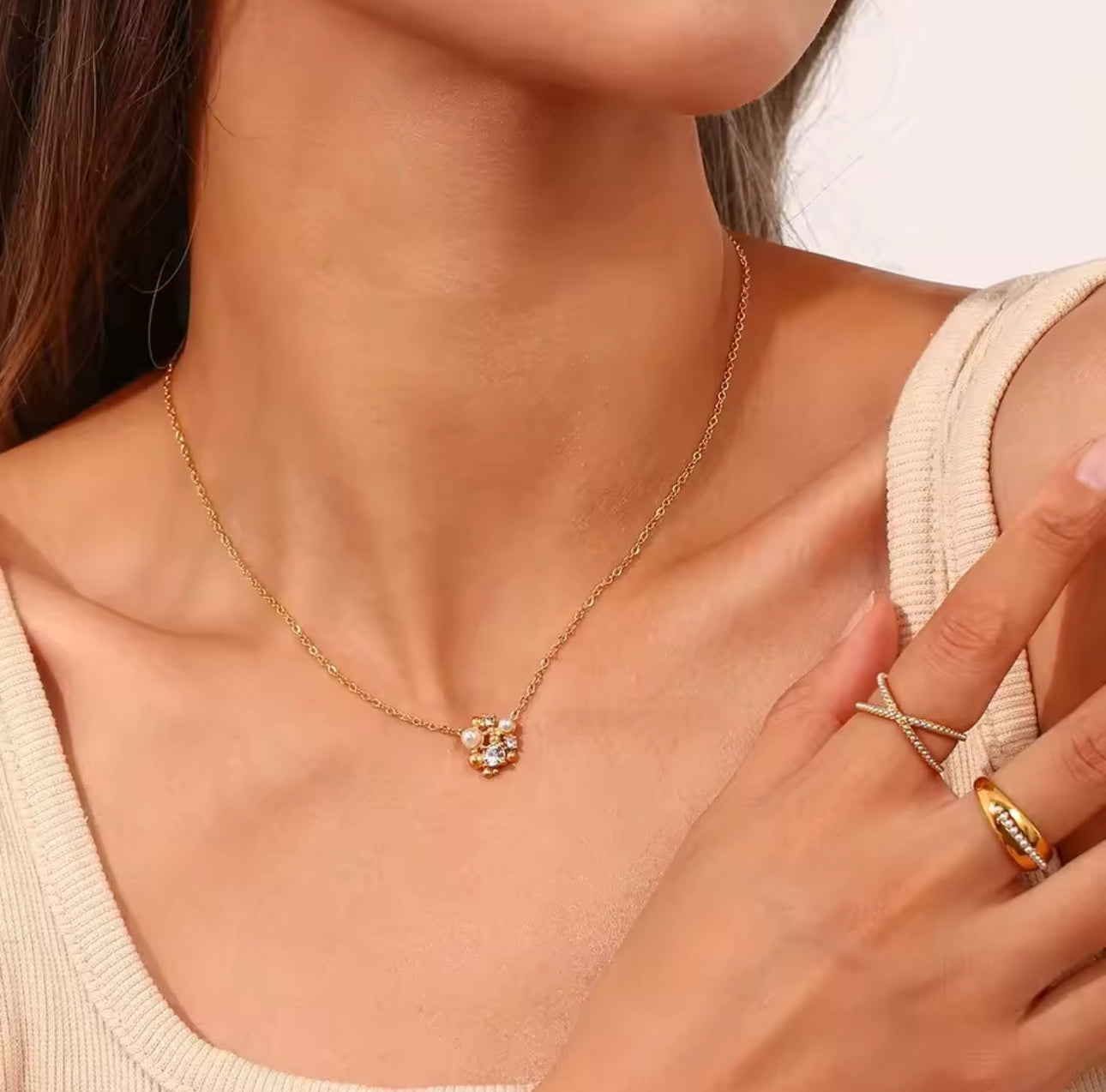 SET MATILDA NECKLACE + EARRINGS