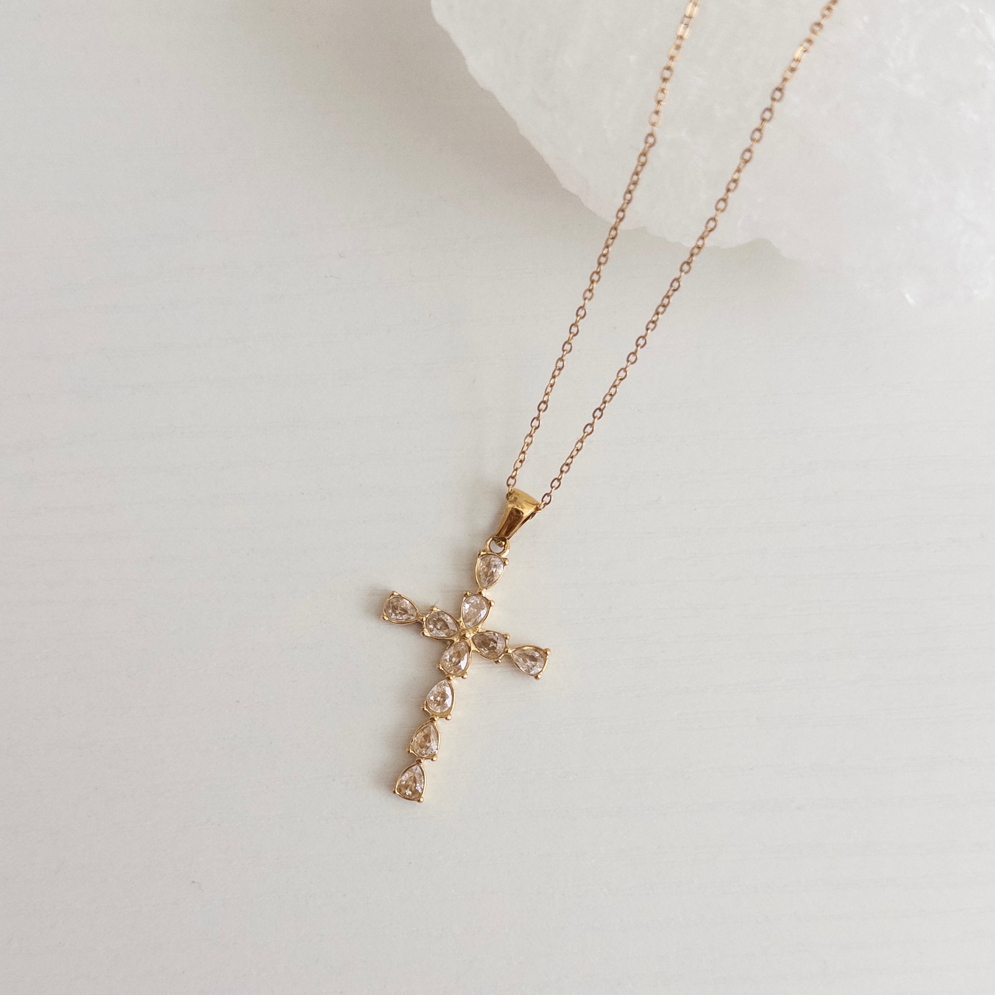 CADENA DE CRUZ