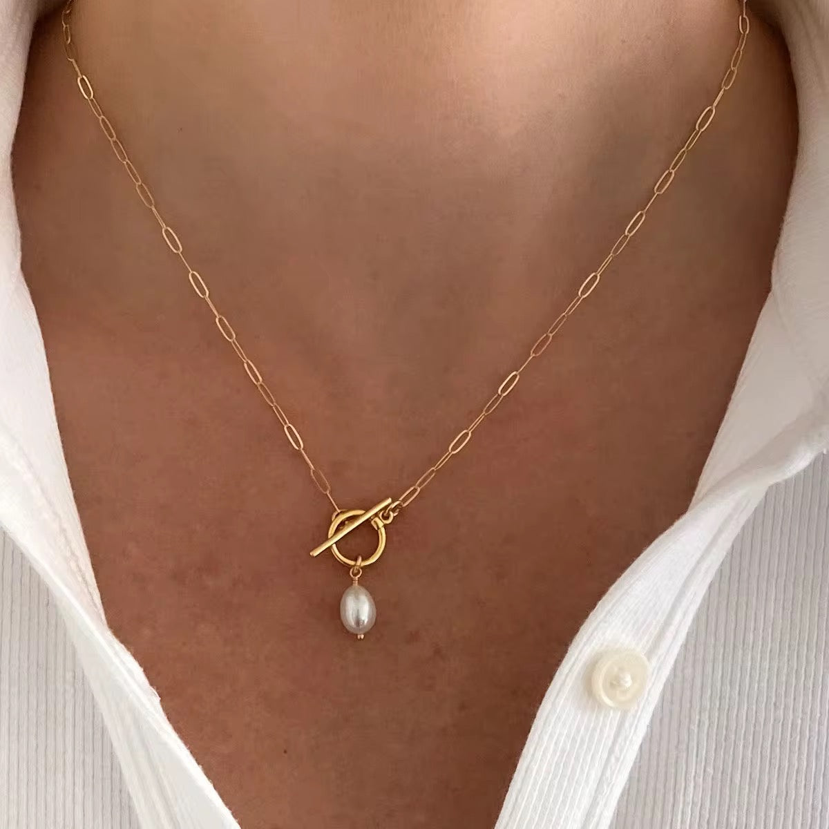 NATALIA NECKLACE