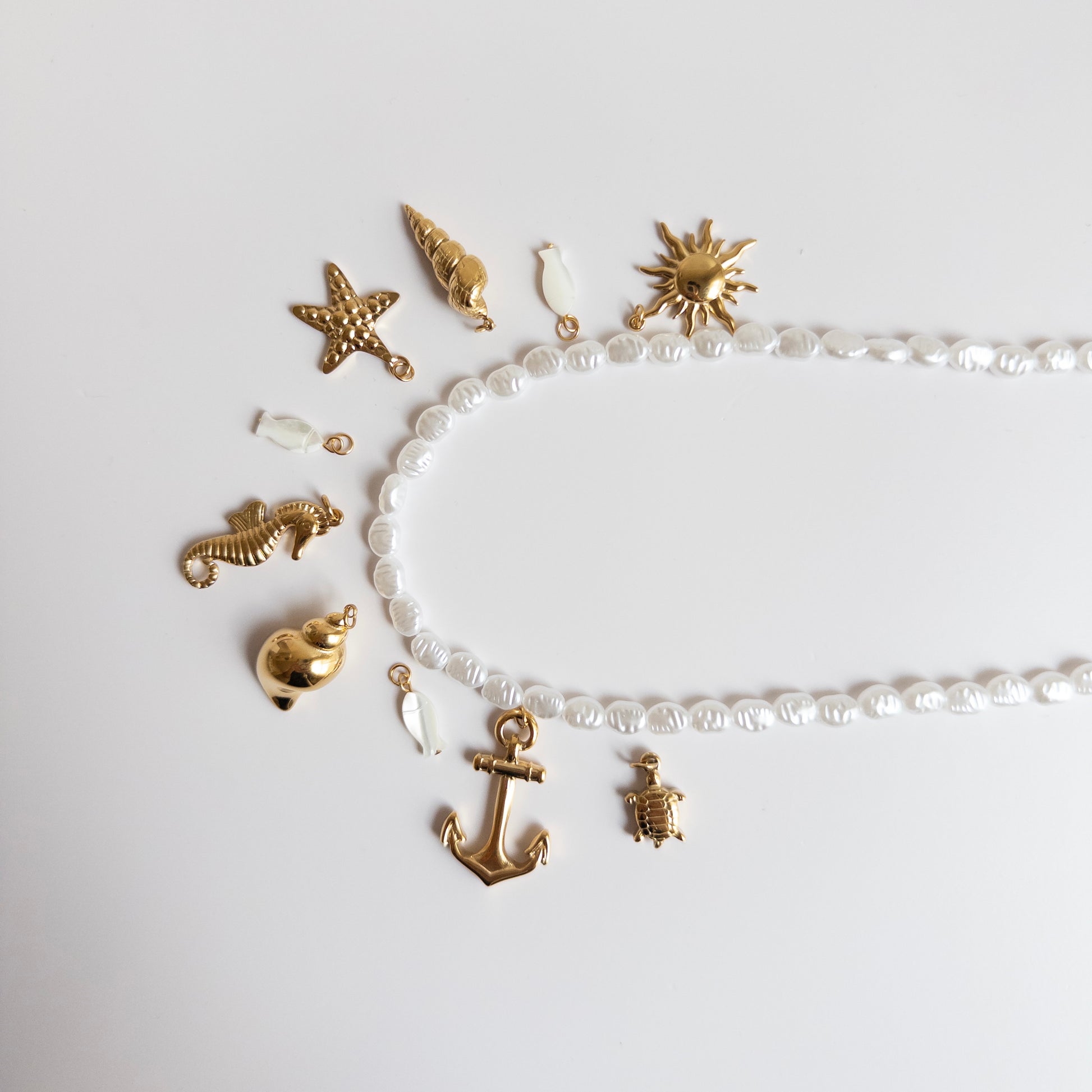 BEACH CHARM