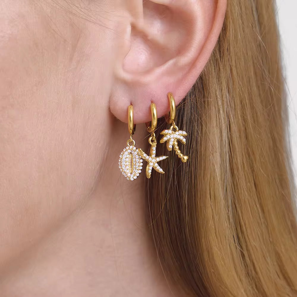 STAR FISH MINI EARRINGS
