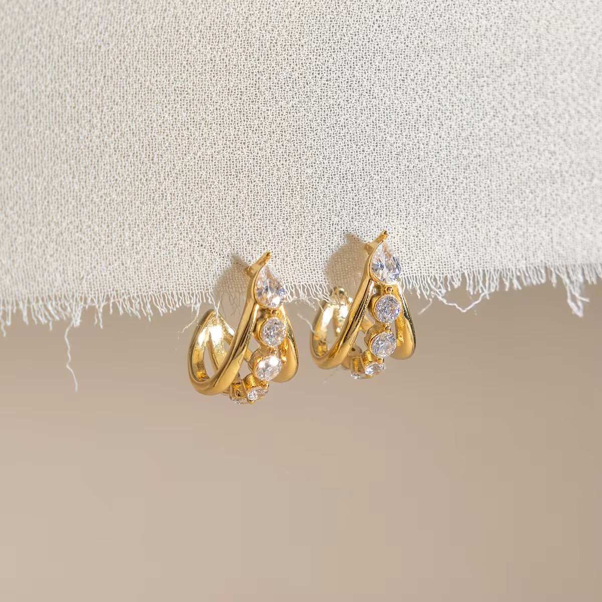 GABRIELA MINI EARRINGS